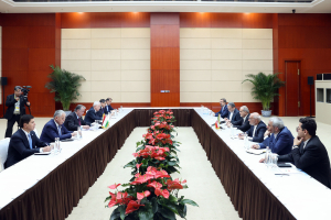 دکتر پزشکیان: گذشته مشترک ایران و تاجیکستان میراثی شکوهمند است که باید به نسل‌های جدید منتقل شود/ همکاری‌های تهران و دوشنبه در تمام عرصه‌ها روندی رو به گسترش دارد/ امامعلی رحمان: روابط اقتصادی، سرمایه‌گذاری و مردمی با ایران باید بیش از پیش تعمیق یابد