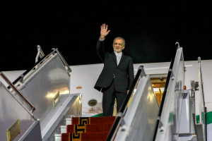 دکتر پزشکیان دقایقی قبل دوحه را به مقصد تهران ترک کرد