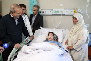 Pezeshkian attends inaugurate new section at Tehran's Fayyaz Bakhsh Hospital 