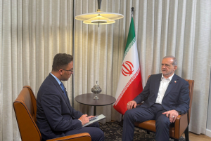 سازوکار «اسنپ‌بک» تقلایی برای مشروعیت‌بخشی به اقدامات خلاف قانون کشورهای غربی است/ توافق قاهره مهر تأیید دیگر بر صداقت ایران و ریاکاری آمریکا و اروپا در موضوع هسته‌ای بود/ با ارتباطات وسیع و گسترده با همسایگان و دیگر کشورهای اسلامی نیات پلید بدخواهان را خنثی می‌کنیم
