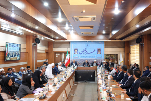 نشست با فرهیختگان و فعالان سیاسی، اجتماعی و فرهنگی استان هرمزگان