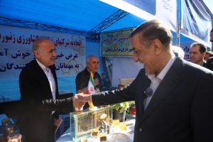 بازدید معاون اجرایی رئیس‌جمهور از نمایشگاه فرصت‌های سرمایه‌گذاری استان خراسان شمالی
