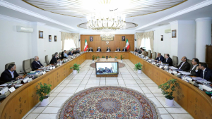 President Pezeshkian deems foreign plots ineffective, urges unity among Iranians