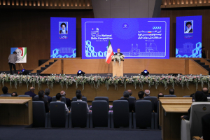 انسان واقعی کسی است که با تمام وجود، دانایی و علمش برای گره‌گشایی از مشکلات تلاش کند