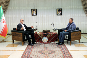 برنامه‌ای جامع با بهره‌گیری از ظرفیت‌های علمی داخلی و جهانی برای احیای دریاچه ارومیه در دست اجراست
