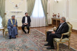 Iranian president meets with Omani foreign minister