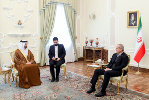 Iran's president advocates for unity among Islamic nations to replace division