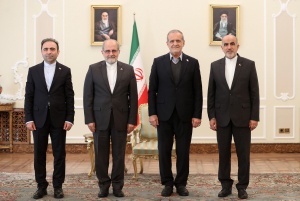 Le Président appelle les ambassadeurs à neutraliser les campagnes de désinformation et les narratifs anti-iraniens

