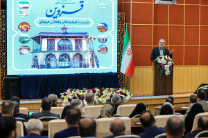 نشست با فرهیختگان و فعالان فرهنگی استان قزوین