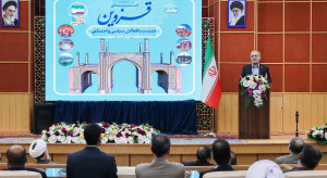 کسانی که فقط از مشکلات می‌گویند، باید پاسخ دهند که خودشان چه دستاوردهایی داشته‌اند/ 47 سال است که تغییر چهره‌ها، مشکل را حل نکرده و هر بار فقط نام‌ها عوض شده‌اند
