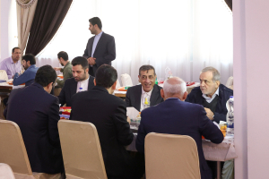 حضور رئیس‌جمهور در ناهارخوری کارکنان نهاد ریاست‌جمهوری