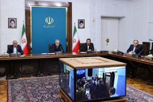 افتتاح طرح انتقال آب دریا به فلات مرکزی با دستور دکتر پزشکیان/ پیگیر حل مشکل کم‌آبی با رویکرد آینده‌نگرانه و راهکارهای علمی هستیم
