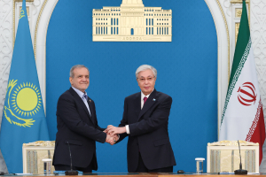 تاکید دکتر پزشکیان و توکایف بر ارتقای سطح همکاری‌های دوجانبه به شراکت گسترده‌تر