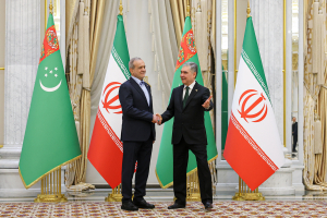 Pezeshkian meets National Leader of Turkmen People Gurbanguly Berdimuhamedov