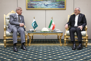 Iran et Pakistan réaffirment leur volonté de renforcer la coopération et d’accélérer la mise en œuvre de leurs accords
