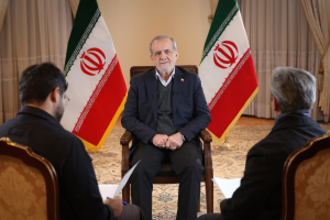 گفت‌وگو با رسانه KHAMENEI.IR