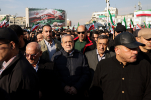 حضور دکتر پزشکیان در راهپیمایی پرشور مردمی علیه اغتشاشگران وابسته به آمریکا و رژیم صهیونیستی