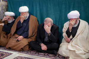 حضور در مراسم چهلم جان‌باختگان حوادث دی‌ماه - حرم مطهر رضوی