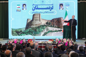 نشست با فعالان سیاسی و اجتماعی استان لرستان