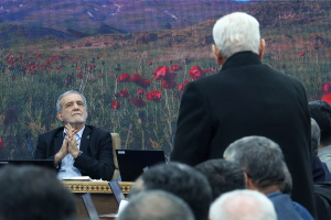 نشست با فرهیختگان، فعالان سیاسی، اجتماعی و فرهنگی استان مازندران