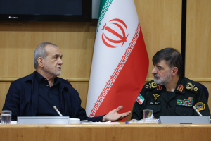 نشست با فرمانده کل و جمعی از فرماندهان ارشد فراجا