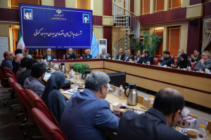 مسیر خنثی‌سازی تحریم‌ها از تقویت ظرفیت‌های داخلی و علمی می‌گذرد/ دانشگاهیان می‌توانند خارج از چارچوب‌های بروکراتیک به حل مسائل کشور کمک کنند/ با اتکا به نخبگان علمی، اجازه نخواهیم داد دشمنان به اهداف خود برسند/ تأکید بر آمادگی دولت برای واگذاری مأموریت‌های اجرایی و توسعه‌ای به دانشگاه‌
