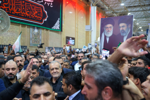 استقبال پرشور زائران و مجاوران حرم علوی از دکتر پزشکیان در نجف اشرف
