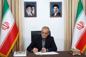 پیام تبریک رئیس‌جمهور به سردار دریادار پاسدار علی عظمایی
