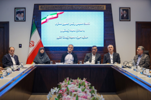 نشست با جمعی از اساتید و فعالان محیط زیست کشور