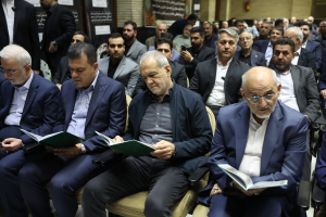 حضور دکتر پزشکیان در مراسم ختم مادر رئیس سازمان برنامه و بودجه

