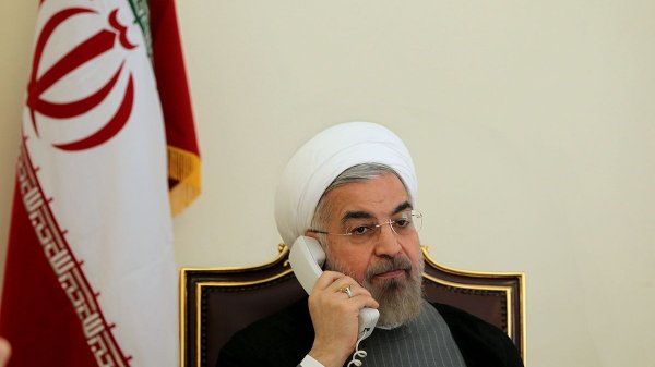 Iran is eager to consolidate trade and commerce ties with Oman 