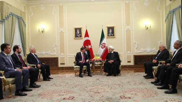 President Rouhani describes Iran-Turkey cooperation as regional stabilizer