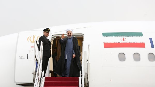 President Rouhani sets off for Turkey