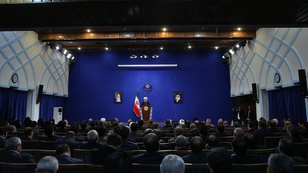 Resolving country’s issues depends on “joint strategy” of gov’t, Majlis/Inflation to drop single-digit in 1395/People expect gov’t, Majlis to be consistent for sustainable economic boost
