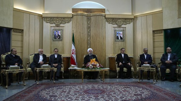 Close ties with neighbours a basic foreign policy for Iran/Facilitating banking relations, visa issuance, joint venture with Armenia, Kazakhstan, Kyrgyzstan
