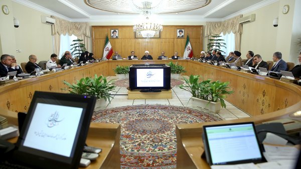 Oathbreaker US cannot claim advocacy of stability, human rights, abiding law/Any new move by US to impose sanctions to be responded accordingly by Iranian nation/12th Gov't to be non-partisan/Gov't to work closely with other branches; no time for marginal issues/Gov't to prioritise employment, production
