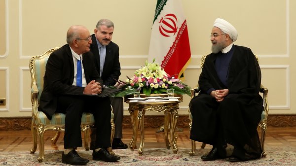 President: Iran-Cuba ties deep, growing/Stressing quicker implementation of agreements

