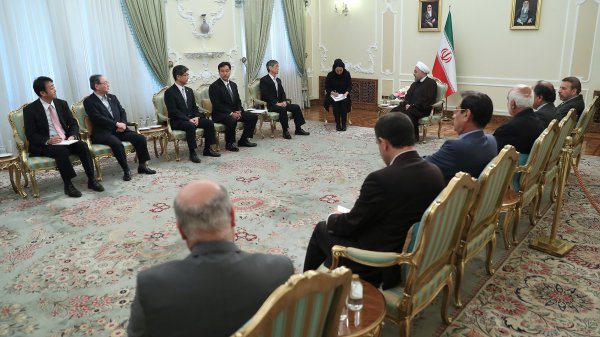 We welcome deepening Tehran-Tokyo/Stressing facilitating Iran-Japan banking relations/US policy of humiliation, intimidation not fruitful/Iran demands stability in East Asia, resolving issues through dialogue

