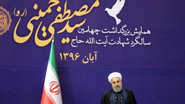 در مراسم سالگرد شهادت آیت الله سید مصطفی خمینی: آیت الله سید مصطفی خمینی شخصیت بزرگ حوزوی، علمی و انقلابی بود/ حاج آقا مصطفی امید همه انقلابیون در به ثمر رسیدن نهضت، و مشاور امین امام بود