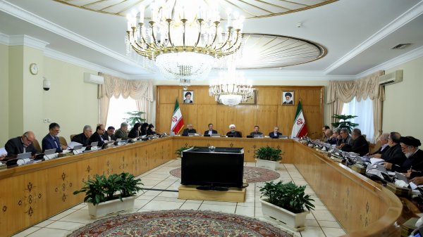 Discord, the conspiracy of powers; rulers of region should move towards unity/Iran wishes stability, development for region/New US administration skilful in pickpocketing, incitement in region/Being friends with Zionist Regime instead of Iran a strategic mistake
