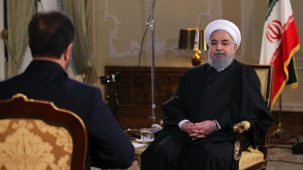 در گفت‌و‌گوی زنده تلویزیونی با مردم :
راه اصلی مبارزه با فساد ارتباط صحیح جامعه است/ ضمن آموزش های لازم به جامعه، اطلاعات و فضای مجازی باید در دسترس مردم باشد
