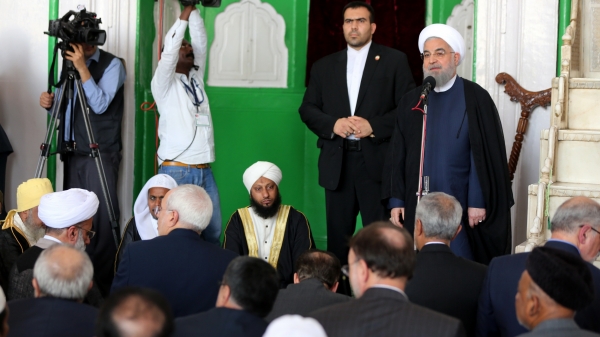 رئیس جمهور در اجتماع نمازگزاران جمعه حیدرآباد هند : مسلمانان باید مایه رحمت برای همه جهانیان باشند