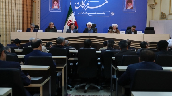 All politicians, factions must join hands for Iran, Hormozgan's progress/14 islands a great potential for province; I have issued orders for their development/Let's welcome major Iranian investors living abroad/Water issue belongs to entire country, must be solved with a national viewpoint