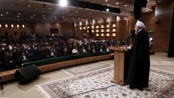 در مراسم افتتاح فاز دوم پالایشگاه ستاره خلیج فارس : 
بهترین الگو در برابر فشار و تخریب، شهید بهشتی است/ شهید بهشتی آگاه، مظلوم، دلسوز مردم و جهان شناس بود
