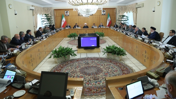 US baseless threats not worthy of response/More efforts for production, export a firm response to enemies' plots against Iranian nation/ICJ positive response to Iran's suit; we'll resist US plots at any stage/Dr Seif fought corruption with all his might

