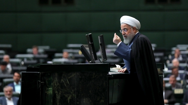 در پاسخ به سوالات تعدادی از نمایندگان مجلس شورای اسلامی: 
سال چهلم انقلاب است، گفتگو و همکاری برای حل مشکلات بهترین هدیه به مردم است
