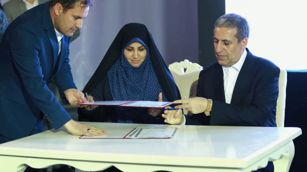 33 infrastructural projects open, set up in Bushehr Province