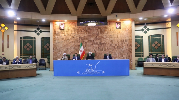 Kermanshah raises heroes; both in defending, developing country/ Rebuilding 29K damaged houses a national honour/ Kermanshah can be a major tourist destination

