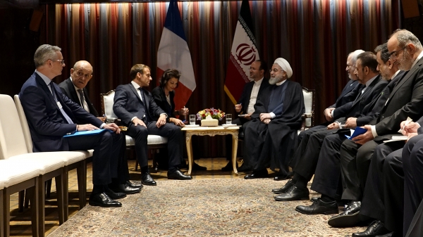 Dr Rouhani, French President discuss bilateral, regional, int’l issues

