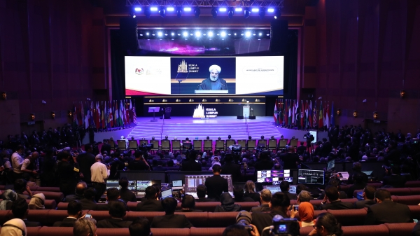 Muslims world should be designing measures to save it from the domination of US dollar and the American financial regime/ Terrorism, war, sanction 3 giant waves Iran handled well after revolution/ Iranian economy improving despite 93 sanction measures

